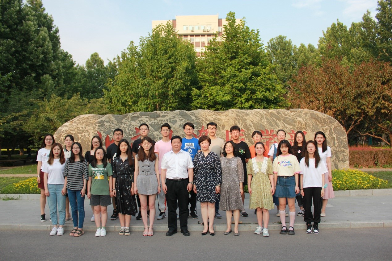 e923826a665d430480fc94be2fbe6e33.jpg e923826a665d430480fc94be2fbe6e33.jpg